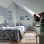 فندق مبيت وإفطار Le Presbytere De Vieuvy